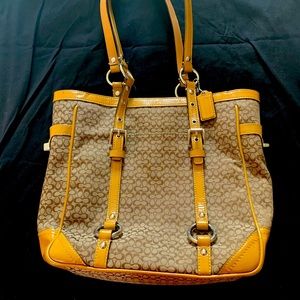 Coach shoulder bag